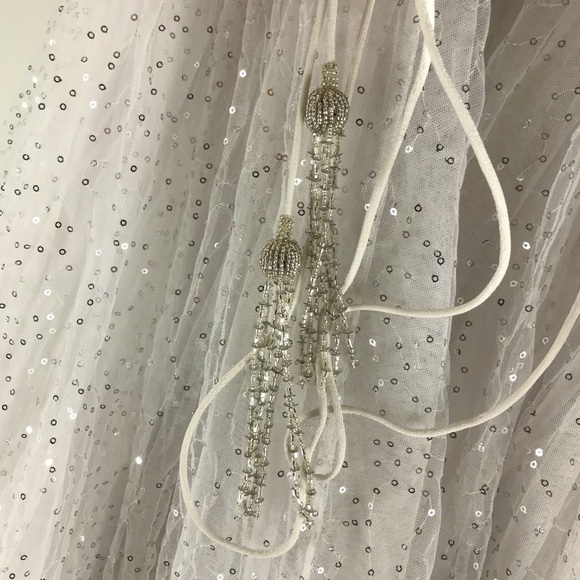 SHERRI HILL Ivory White Beaded Sequin Tulle Formal Dress Size 4 52913 - Picture 8 of 16